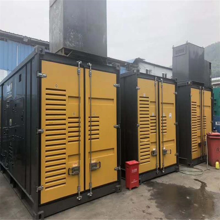 新县温度变化对不同类型欠压保护装置的可靠性影响有何差异？