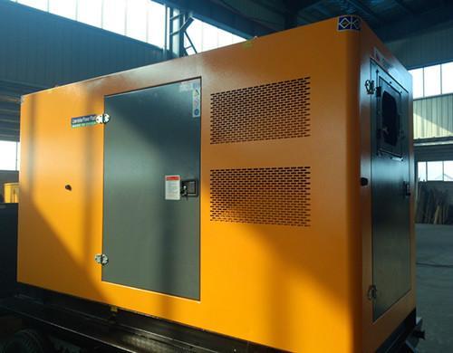 新县汽油发电机组电瓶电解液的密度应该保持在什么范围？